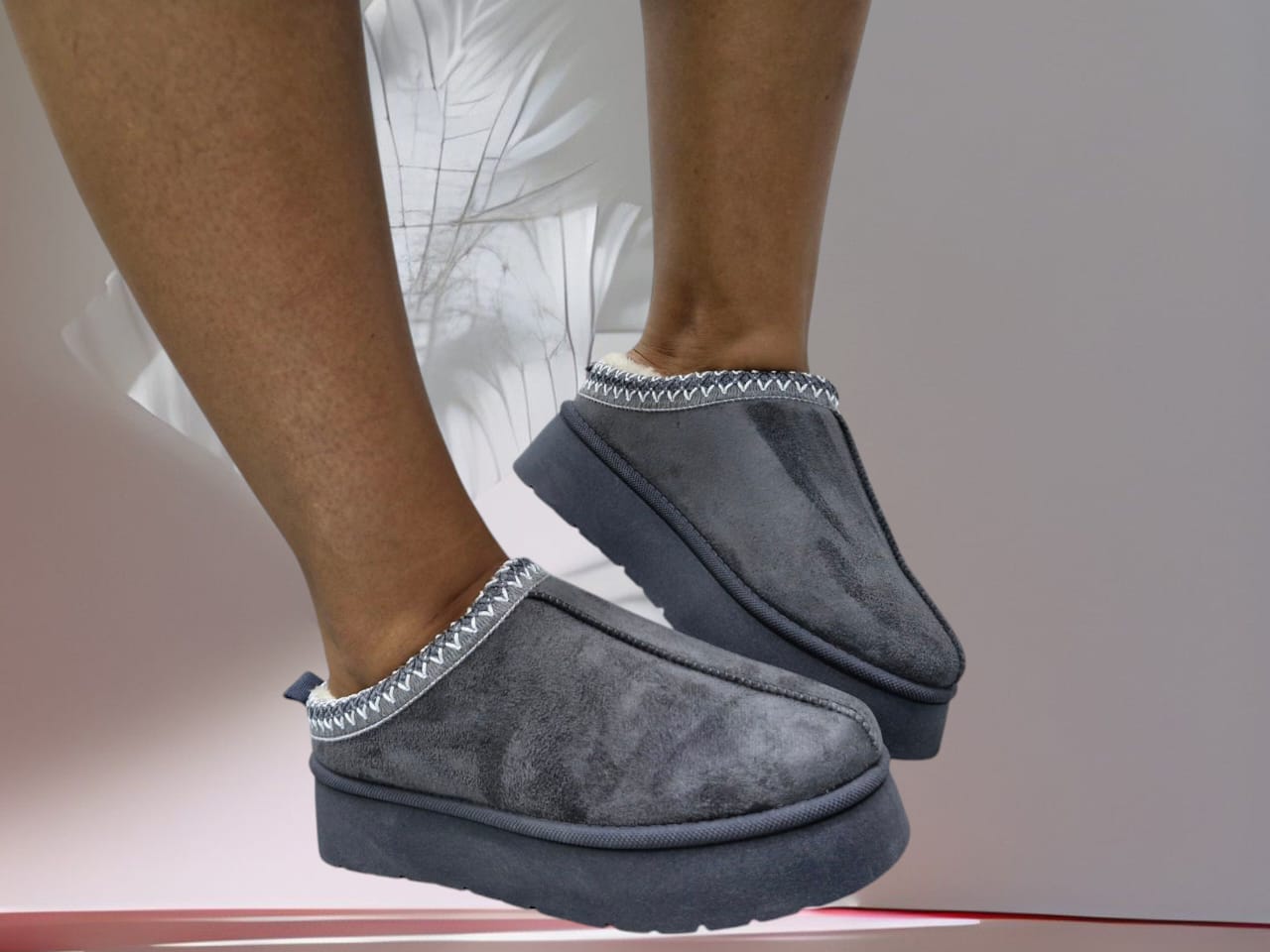 UGGS Comfy Shoe (2507)
